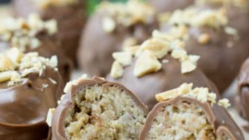 Chocolate-Coated-Banana-Bread-Cake-Balls