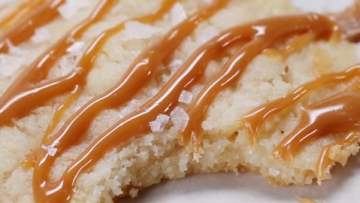 Salted-Caramel-Potato-Chip-Cookies